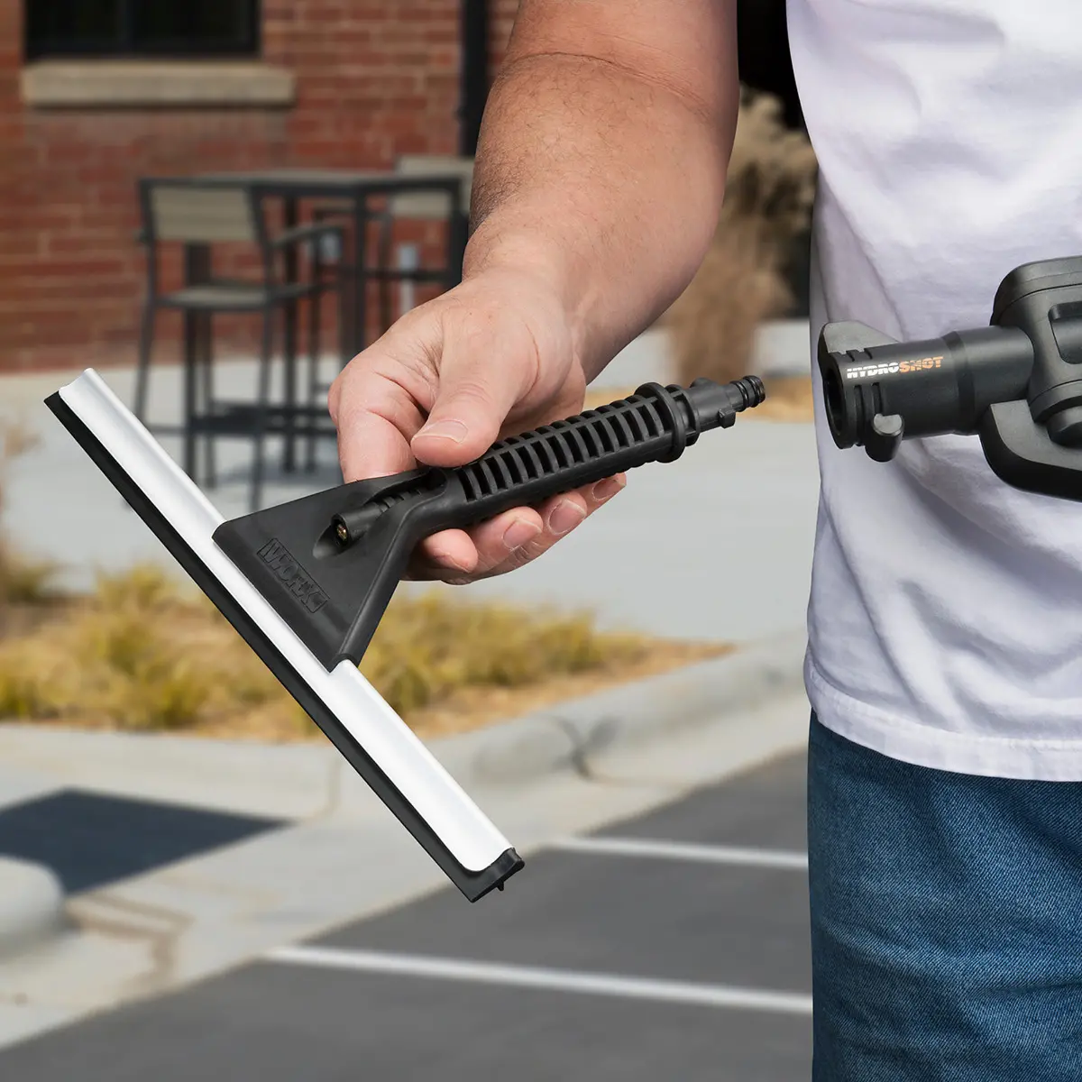 Hydroshot 12" Window Squeegee with Water Sprayer 3