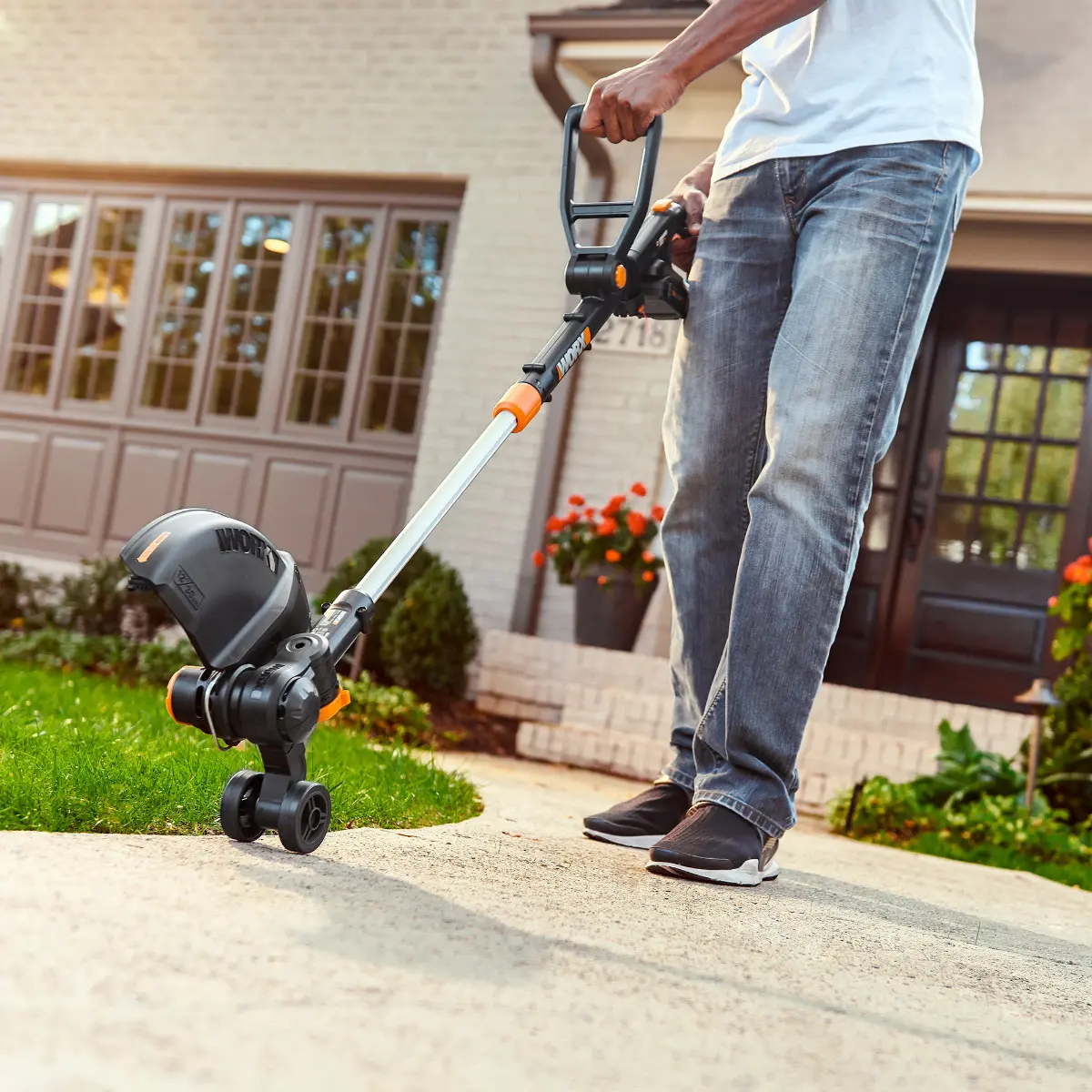 20V Power Share GT Revolution 4.0Ah String Trimmer/Edge/Mini-Mower & Turbine Blower Combo Kit 5