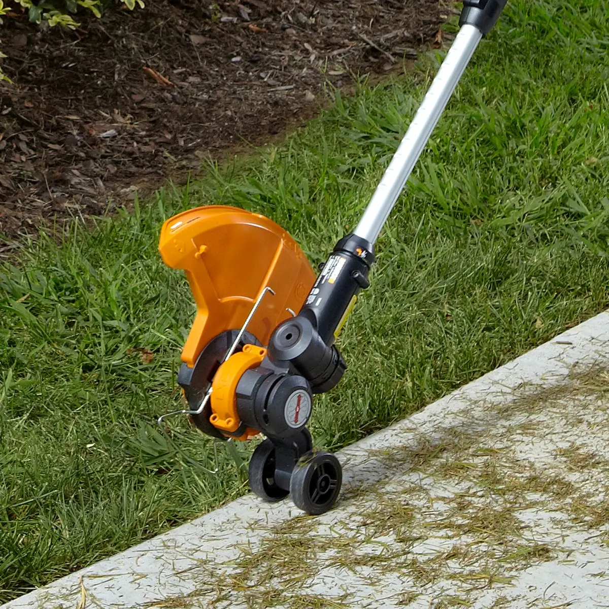 20V Power Share GT 2.0 Hi-Capacity 4.0 Ah String Trimmer/Edger/Mini-Mower (Discontinued) 3