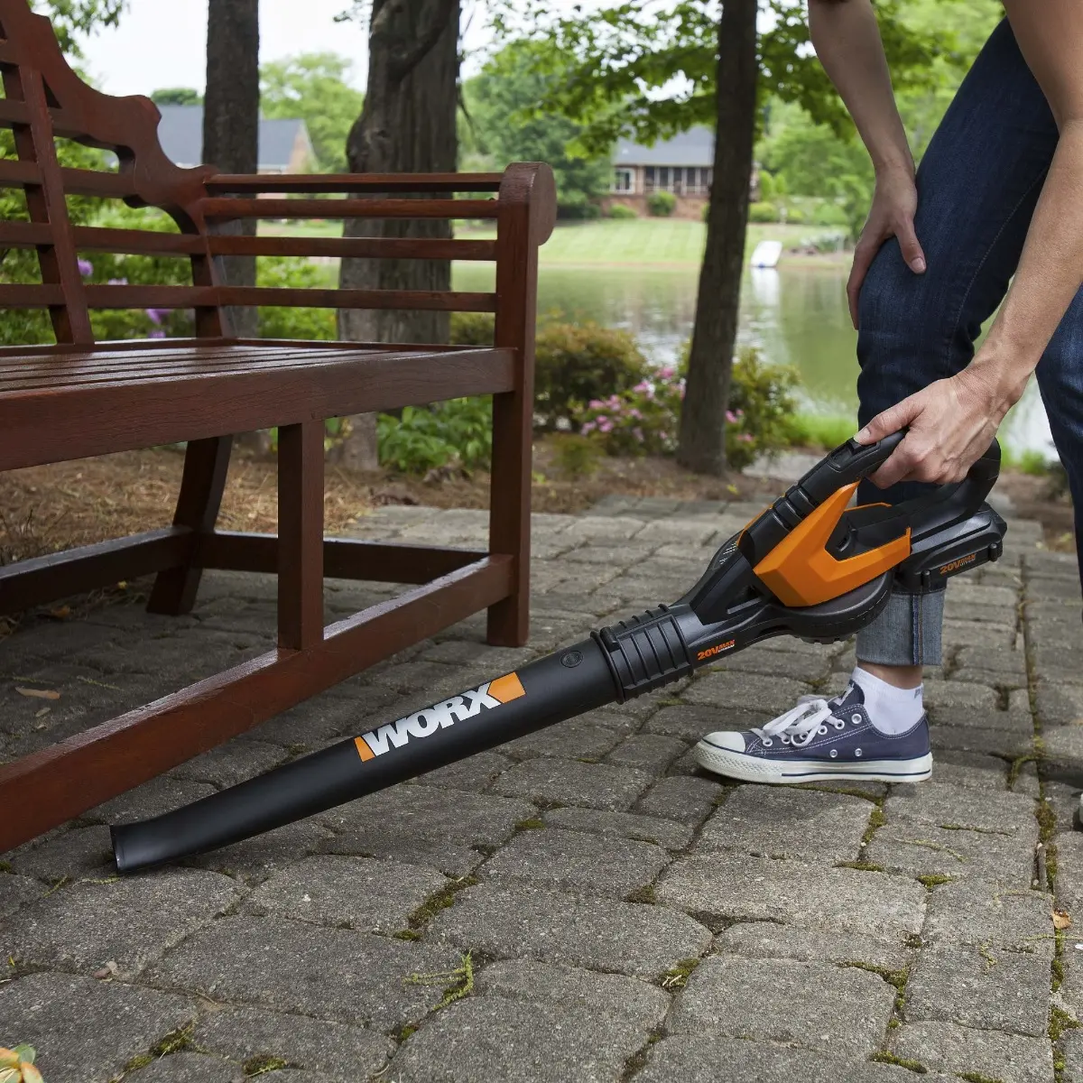 20V Power Share WORX AIR Cordless Leaf Blower / Sweeper (Discontinued) 3