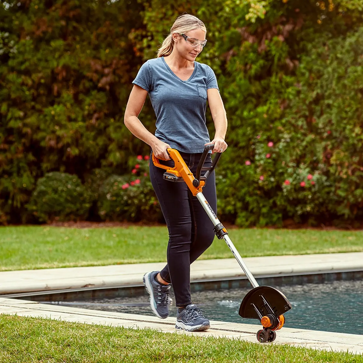 20V Power Share Cordless 12" String Trimmer/Edger & Turbine Blower Combo Kit with 1hr Charger (Discontinued) 5