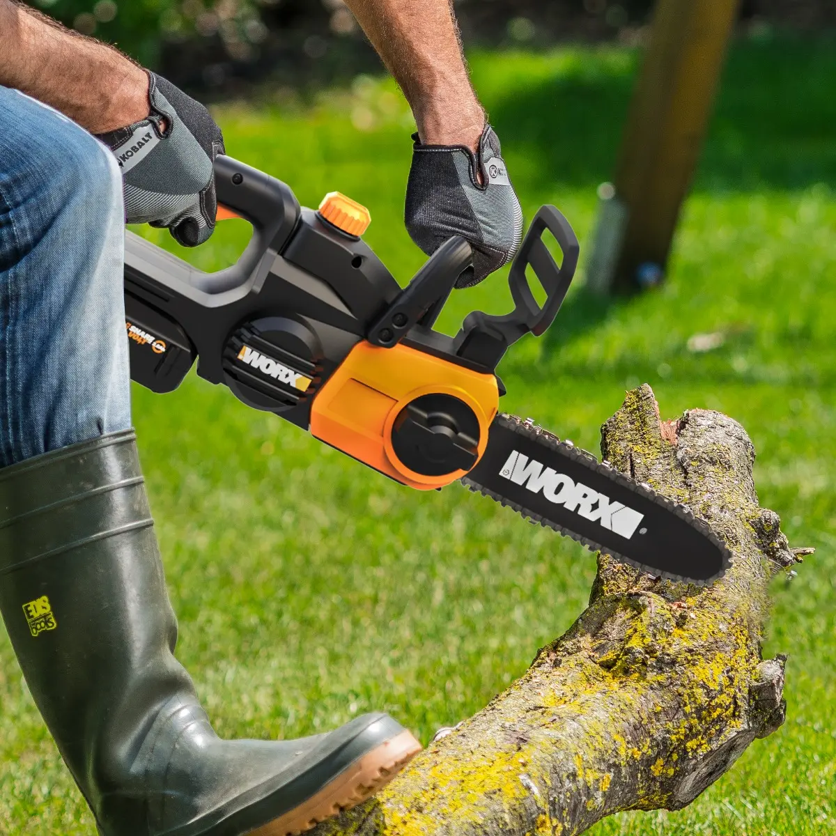 40V Share Volt 12" Cordless Chainsaw with Auto-Tension (Discontinued) 3