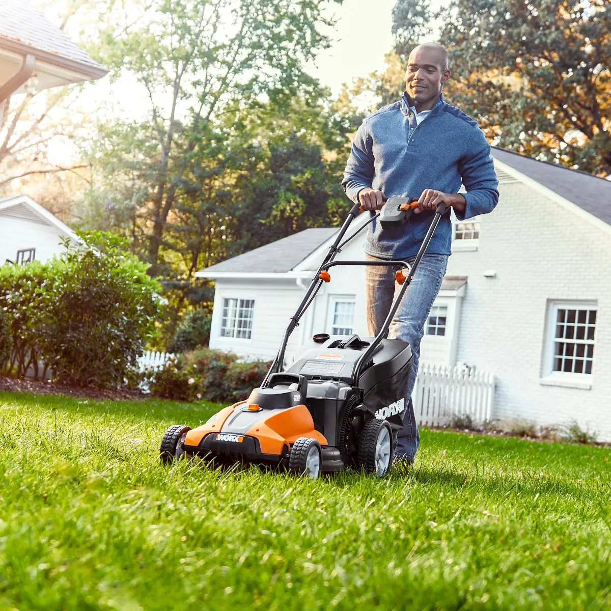 40V Power Share 4.0 Ah 17" Lawn Mower w/ Mulching (2x20V) (Discontinued) 7