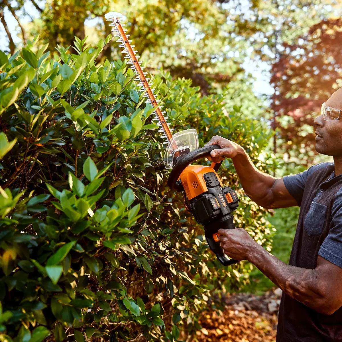 40V Power Share Cordless 24" Hedge Trimmer (2x20V) (Discontinued) 6
