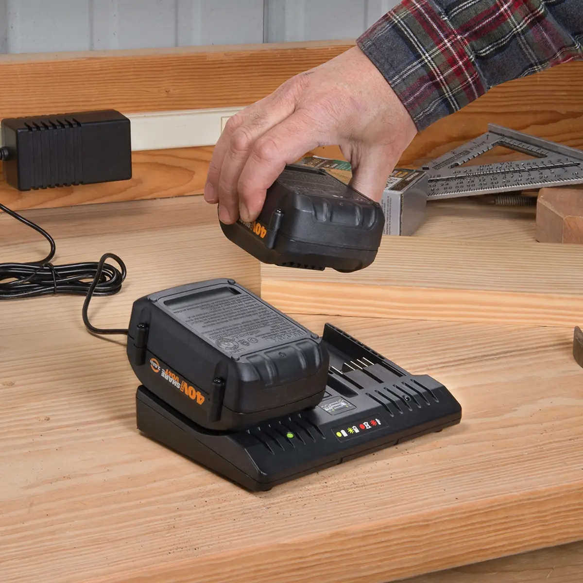 40V Share Volt Dual Port Battery Charger (Discontinued) 3