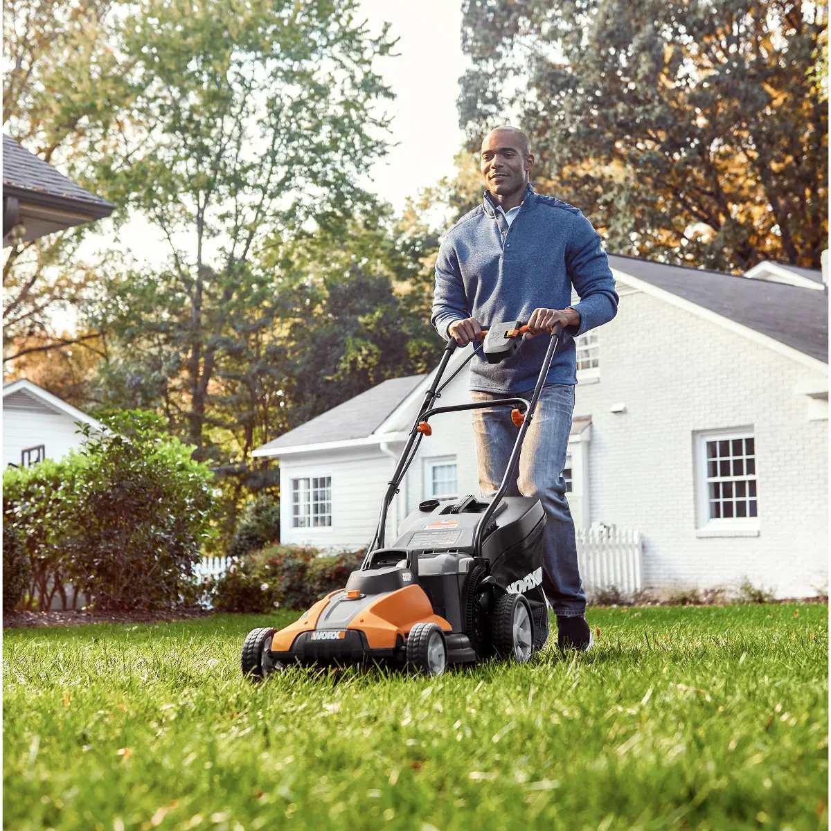 40V Power Share Cordless Lawn Mower & 20V Power Share Blower Combo Kit (Discontinued) 4