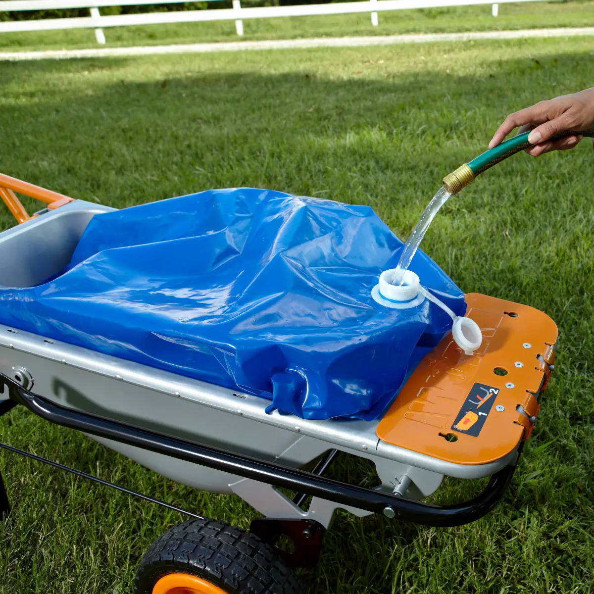 Aerocart Wheelbarrow Water Bag (Discontinued) 4