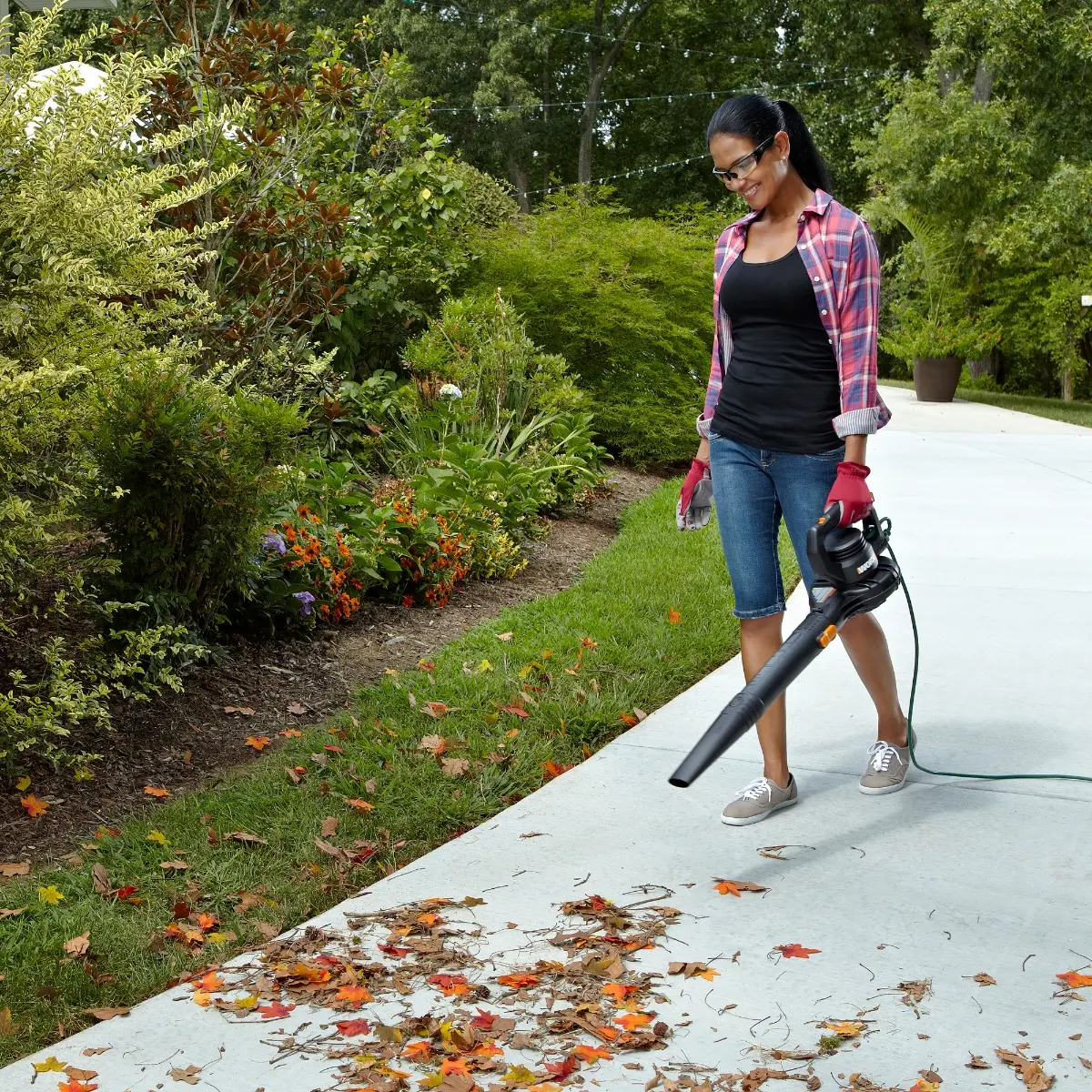7.5 Amp Electric 2-Speed Leaf Blower (Discontinued) 5