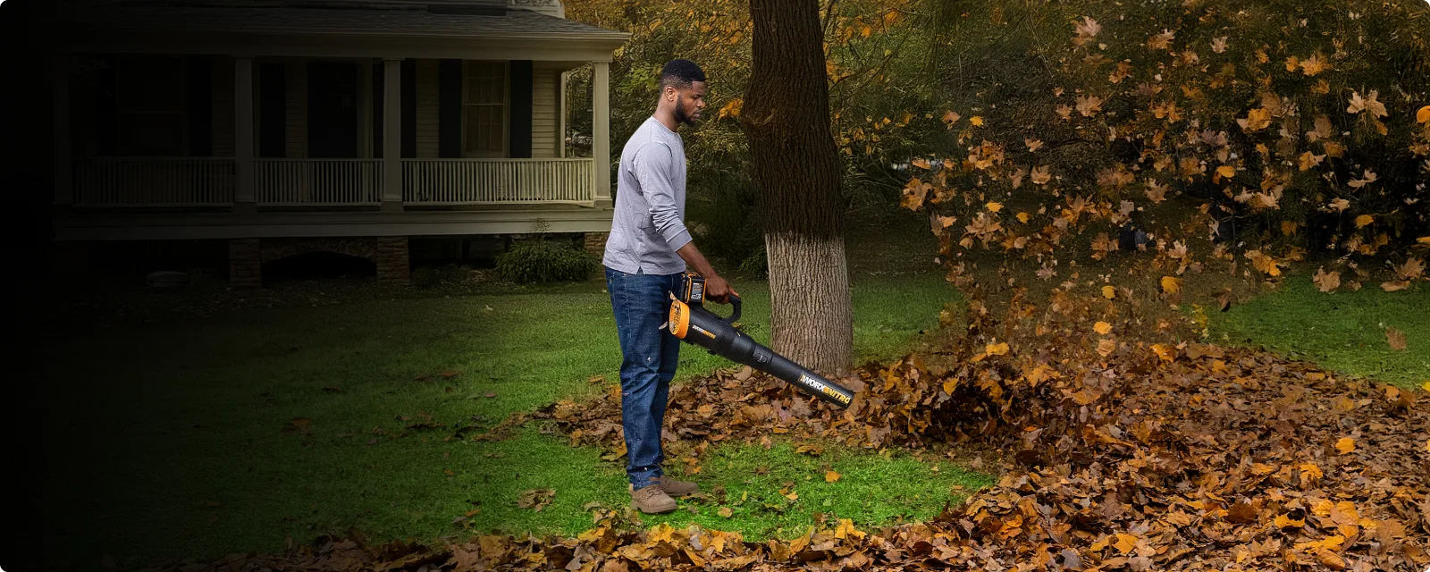 40V 530 CFM 180 MPH brushless blower feature 1