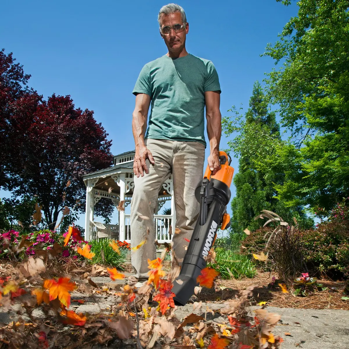 12 Amp 350 CFM 210 MPH leaf blower /mulcher / vacuum 2