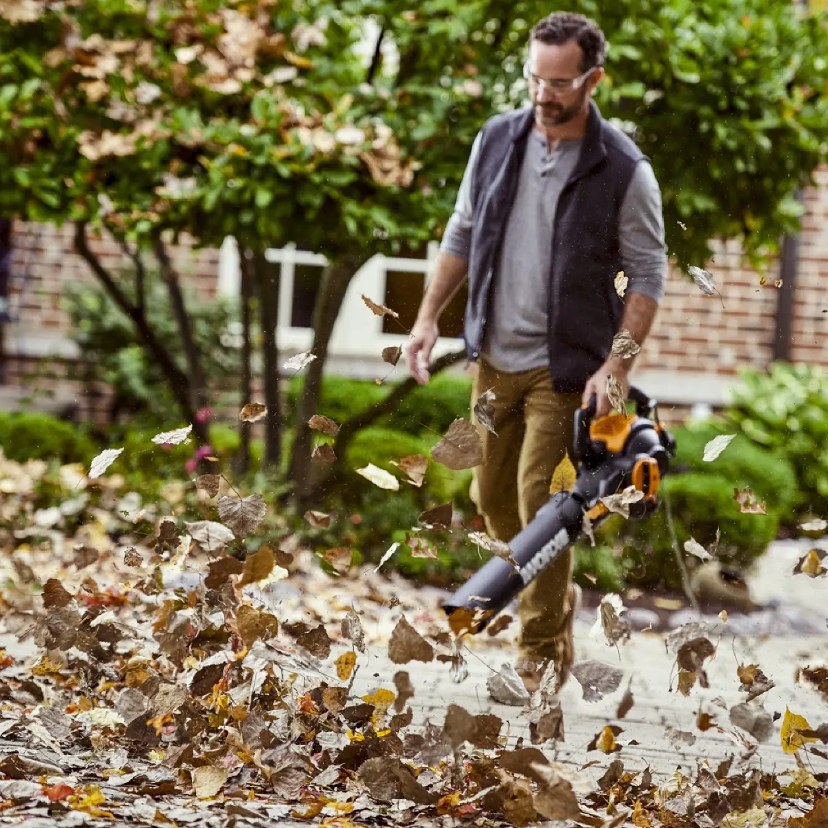 Trivac Deluxe 2.0 12-Amp Electric Blower / Mulcher / Vacuum (Discontinued) 5