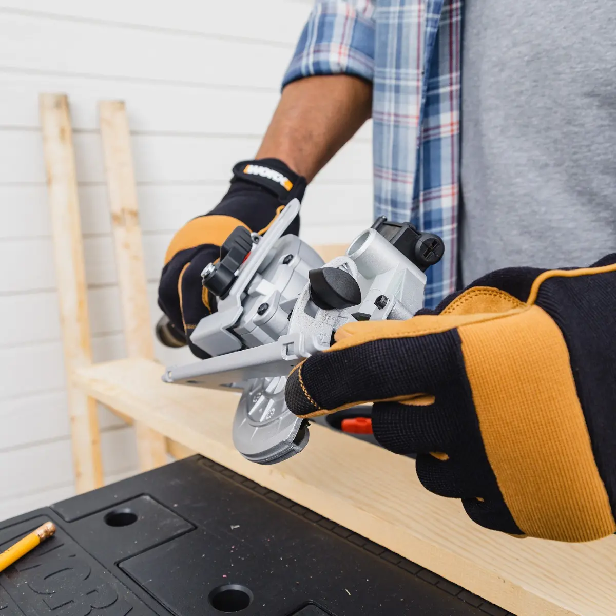6.5 Amp WORXSAW 4.5" Corded Compact Circular Saw 6