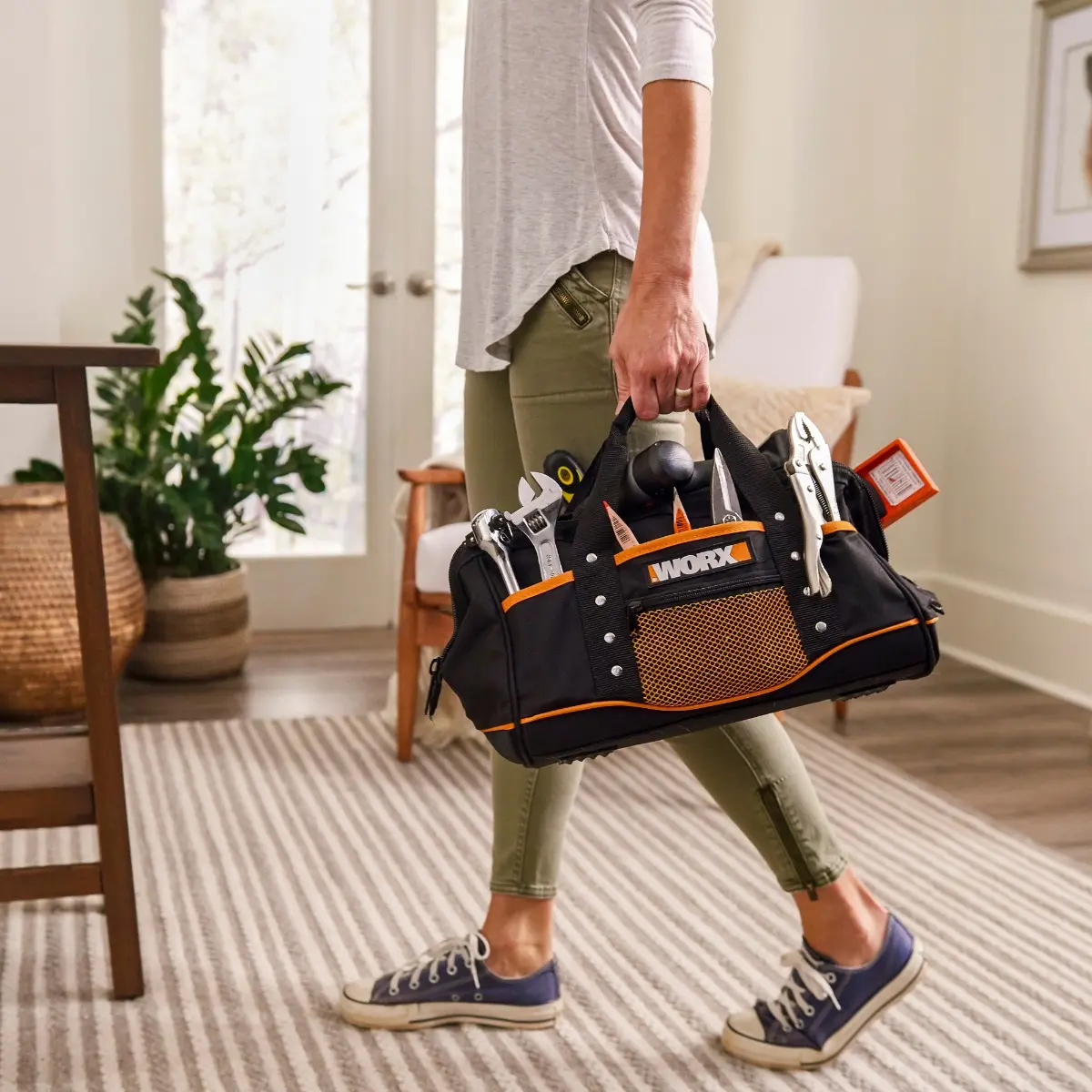 Zippered Tool Bag with Interior and Exterior Pockets 5